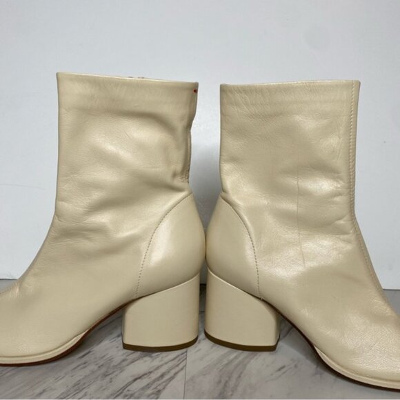 Aeyde Creamy Leather Heeled Bootie 37 / 7 - Picture 9 of 14